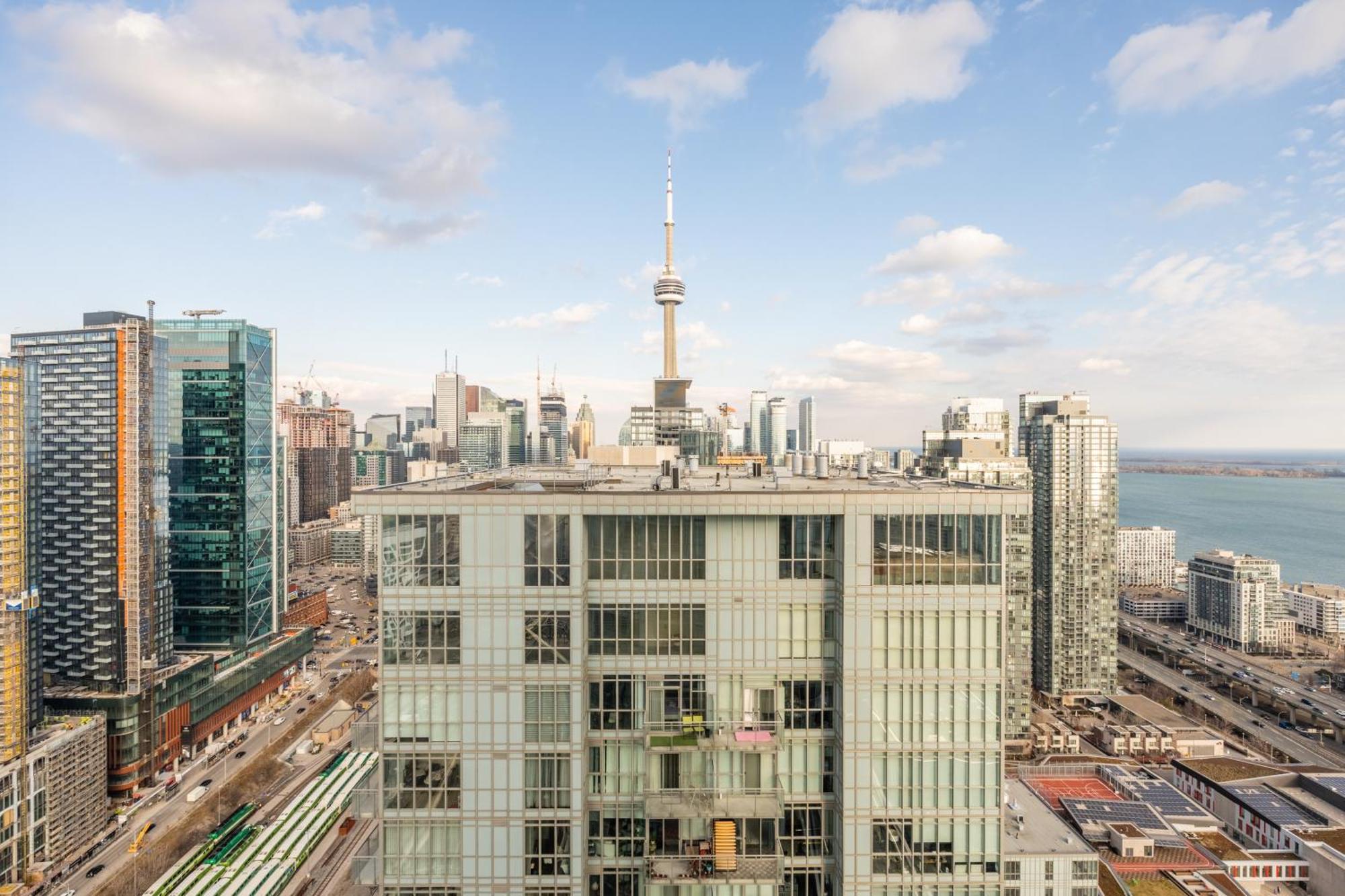 Globalstay Elegant Downtown Apartments Toronto Exterior photo
