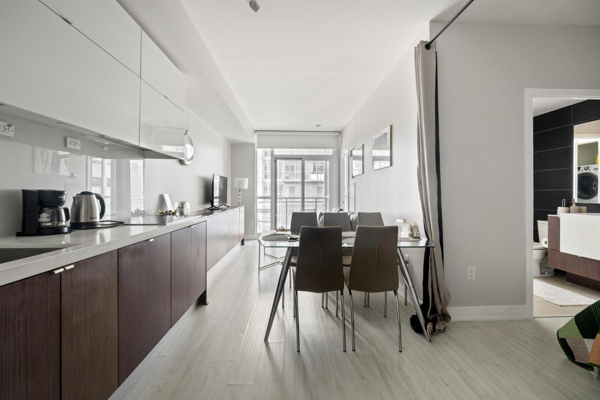 Globalstay Elegant Downtown Apartments Toronto Exterior photo