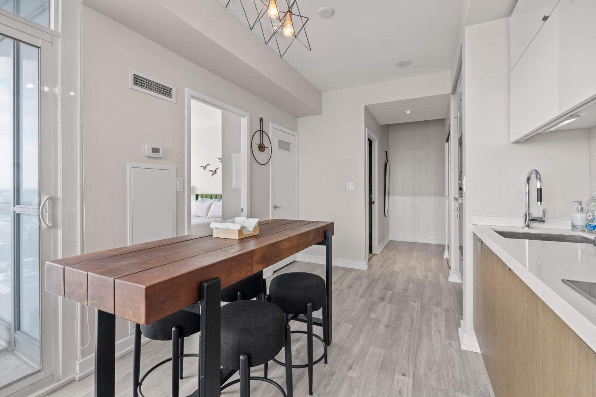 Globalstay Elegant Downtown Apartments Toronto Exterior photo